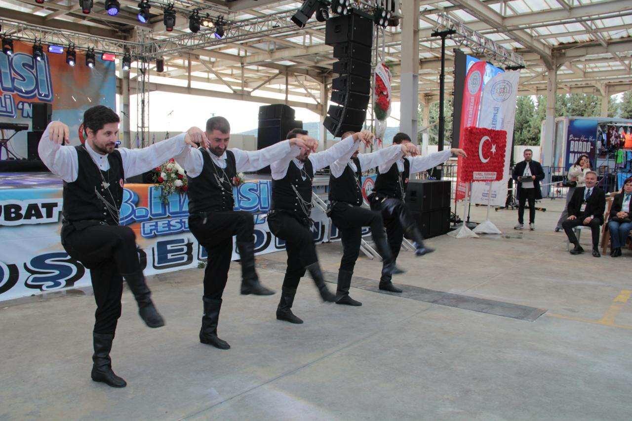 Muğla’da Karadeniz Rüzgarı: 8. Hamsi Şöleni Coşkuyla Tamamlandı 6